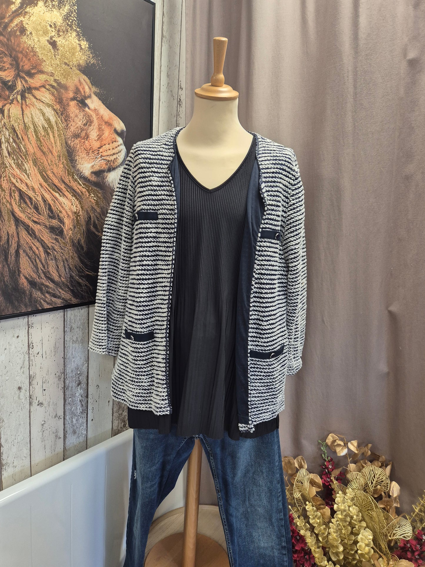 Veste marine ecru Un Jour Ailleurs T 50/52