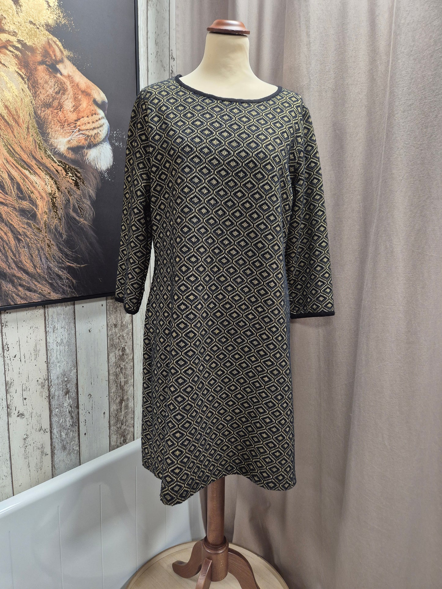 Robe noir dorée T 40/42