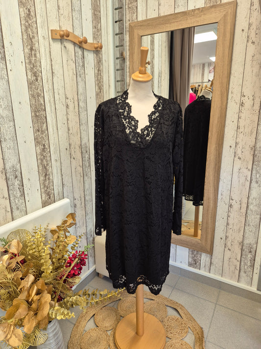 Robe Dentelle C'Mélodie T44